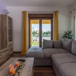 Modern Eve In With Pool Near The *