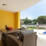 Modern Eve In With Pool Near The * Medulin