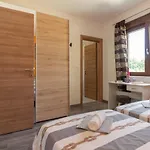 Modern Eve In With Pool Near The Villa
